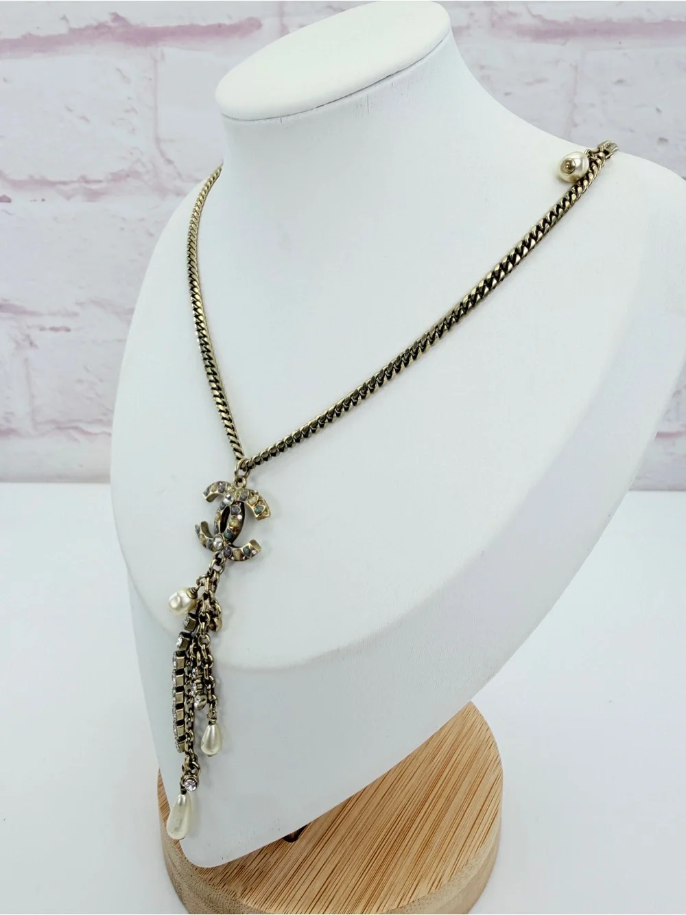 Chanel Classic Gold CC Iridescent Bead Pearl Dangle Chain Necklace